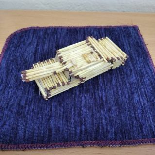 Машинка из спичек