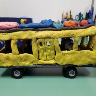 Веселый автобус