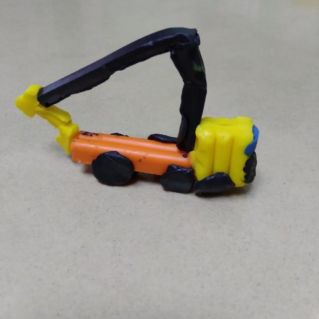 Моя любимая игрушка-автопогрузчик.