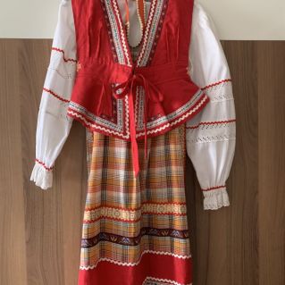 Русский национальный костюм