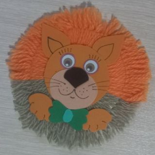 Панно из пряжи