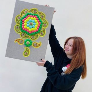 "В мире фантазий" - арт-панно (выполнено в технике "работа с тканью")