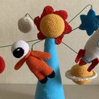 «Покоривший космос»