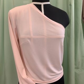 Блуза на одно плечо