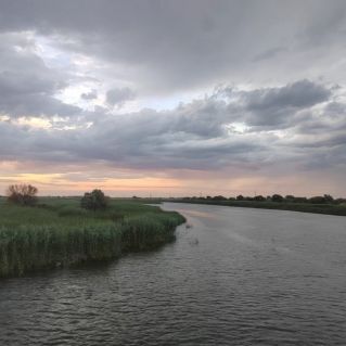 "Река Волга "