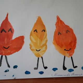 Весёлые листочки