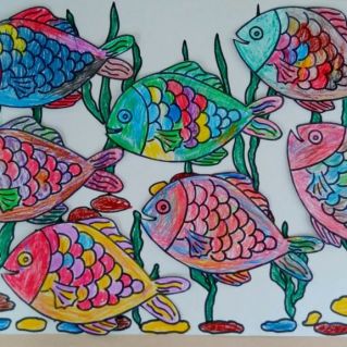 "Красивые рыбки в пруду"