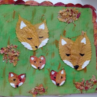 Семья лисичек