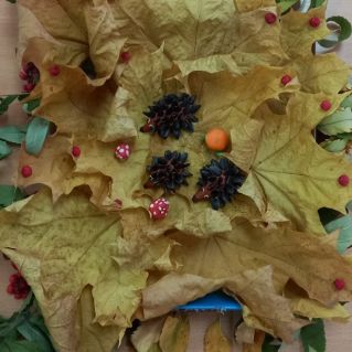 Ежики на полянке