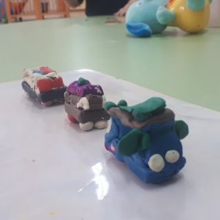 "Мои машинки"(лепка)
