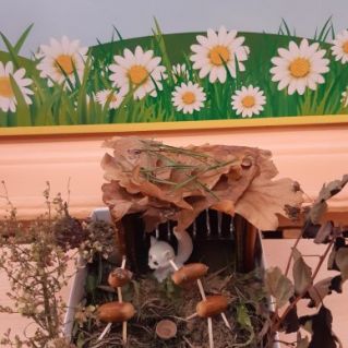 Лесная избушка