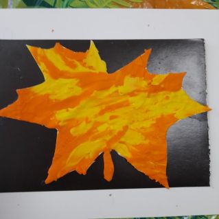Осенний лист ( методика пластилинография)