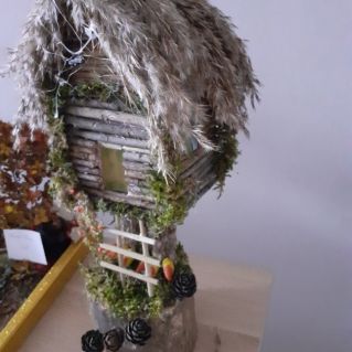 Избушка на курьих ножках