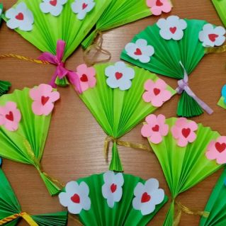 Поделка  "Букет для Мамы"