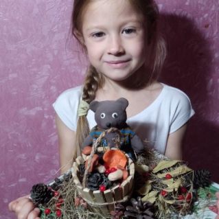 В осеннем лесу