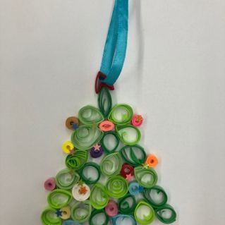 Волшебная ёлочка в технике квиллинг