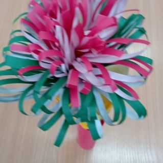 "Цветок маме!"