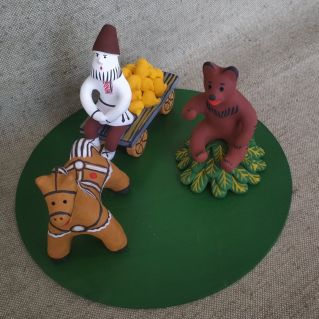 "Мужик и медведь" по мотивам каргопольской глиняной игрушки