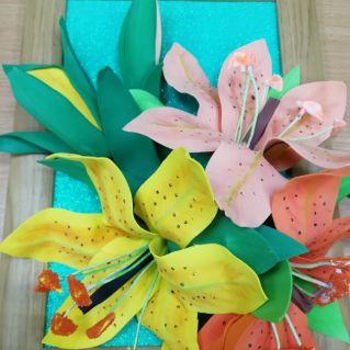 Панно "Лилии" (объёмное моделирование из фоамирана)