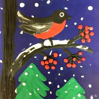 Выбегай поскорей посмотреть на снегирей!