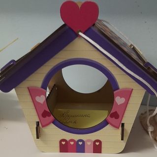 Кормушка для птиц