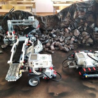 Комплекс робототехнических устройств для добычи полезных ископаемых на основе конструктора  LEGO Mindstorms EV3 