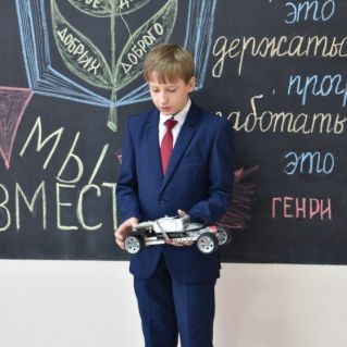 Многофункциональный тягач