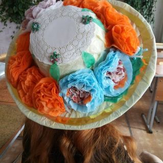 "Шляпа из бумаги"