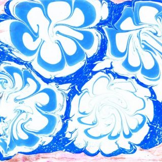 Снежинки в технике эбру.