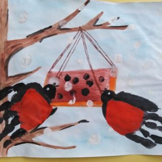 «Снегирь – яркий символ зимы»