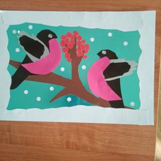 "Снегири на веточке рябины"