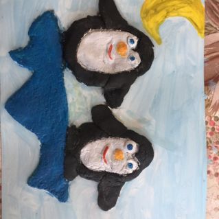 Пингвины на айсберге