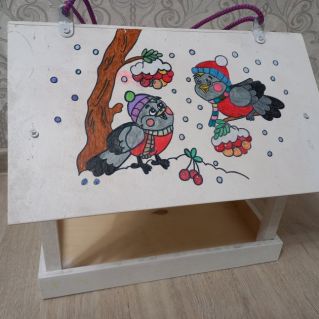 Покормите птиц зимой