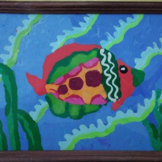 "Рыбка". Пластилин, стекло.