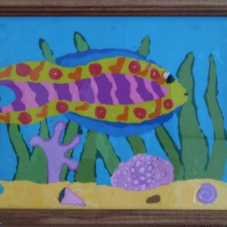 "На глубине". Пластилин, стекло.