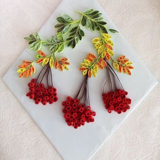 Веточка рябины