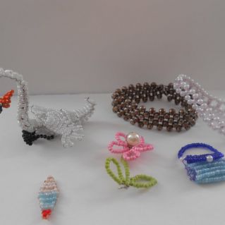 Учусь плести бисером