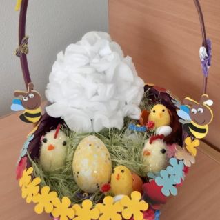 Праздничная корзиночка