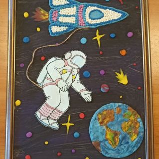 Панно "Первый выход человека в открытый космос"