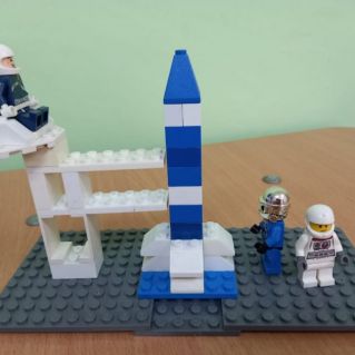 "Космическая станция"