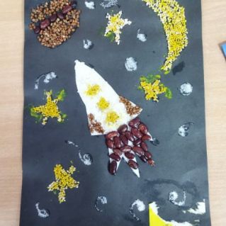 "Полет в космос"