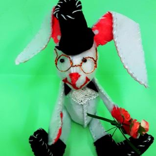 Мягкая игрушка - сувенир "Зайка"