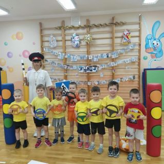 " Разноцветные автомобили"