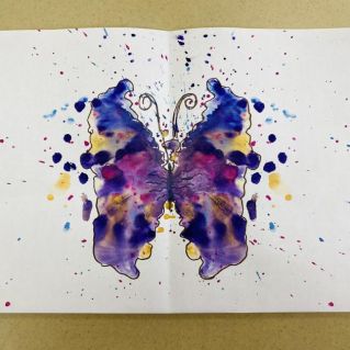 "Как прекрасен этот мир" (работа выполнена в технике Кляксография)