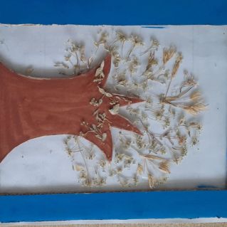 Дерево осенью