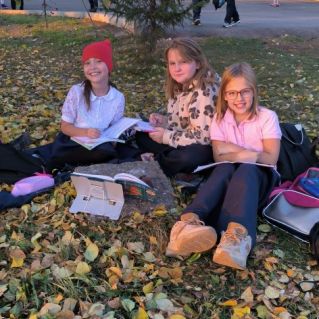 Общероссийский детско-юношеский конкурс авторской фотографии «Вот она какая, наша осень!»