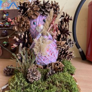 Ёжик с шишками