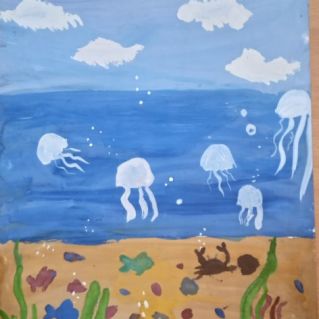 "Под водой в прозрачных блузах важно плавают медузы.