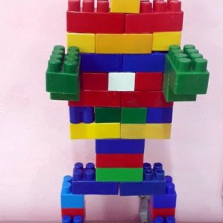 Робот "Микки"