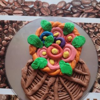 "Корзиночка цветов для мамочки"